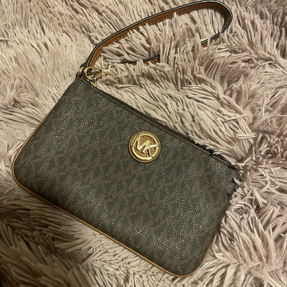 Michael Kors Wristlet